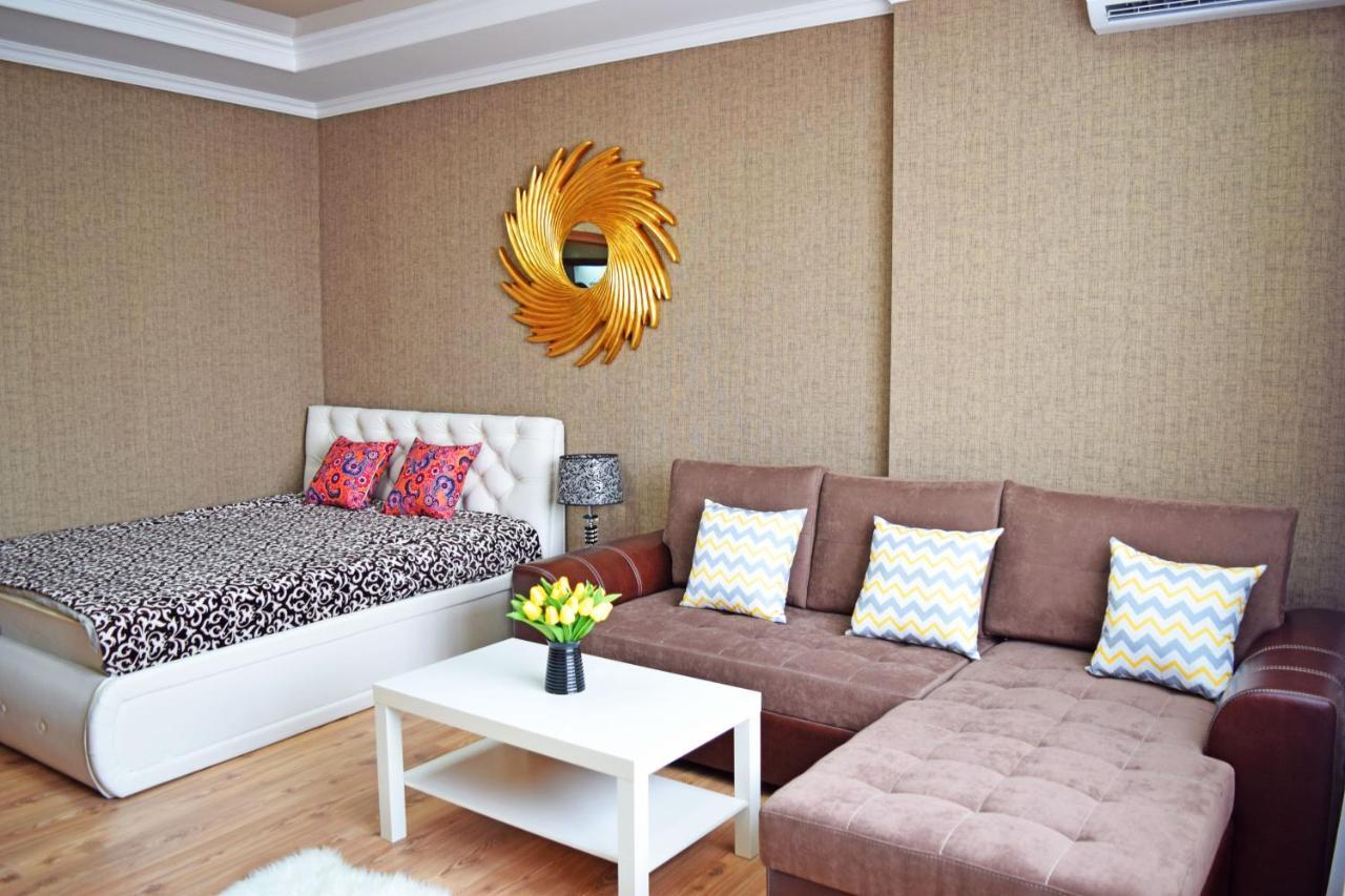 Sunny Apartment With Mountain View Бишкек Экстерьер фото